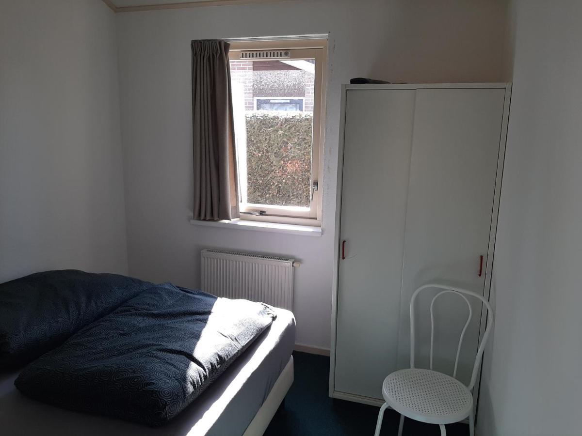 Huisje Earrebarre Tzummarum Extérieur photo