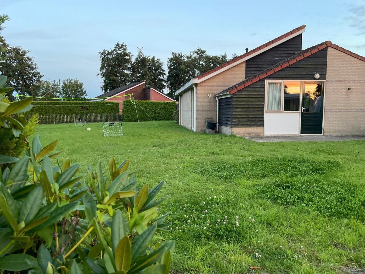 Huisje Earrebarre Tzummarum Extérieur photo