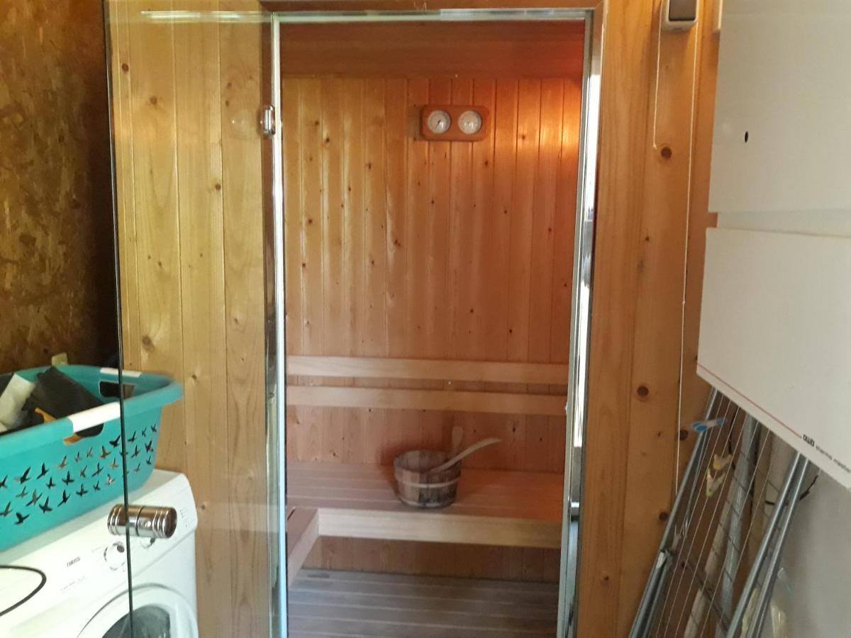 Huisje Earrebarre Tzummarum Extérieur photo